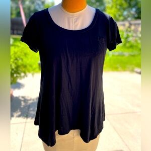 Grommet handkerchief hem Black Women's Top Size M/L 19” p2p goth flowy